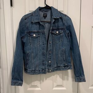 GAP Women's Classic Blue Jean Jacket